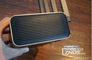 我的网速我做主 小米路由器Pro开箱上手体验，性能飙升30%的“信号刺客”